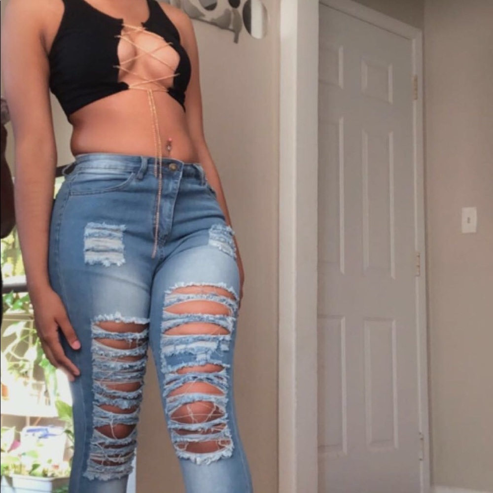 Ripped Jean - Picture 4 of 4